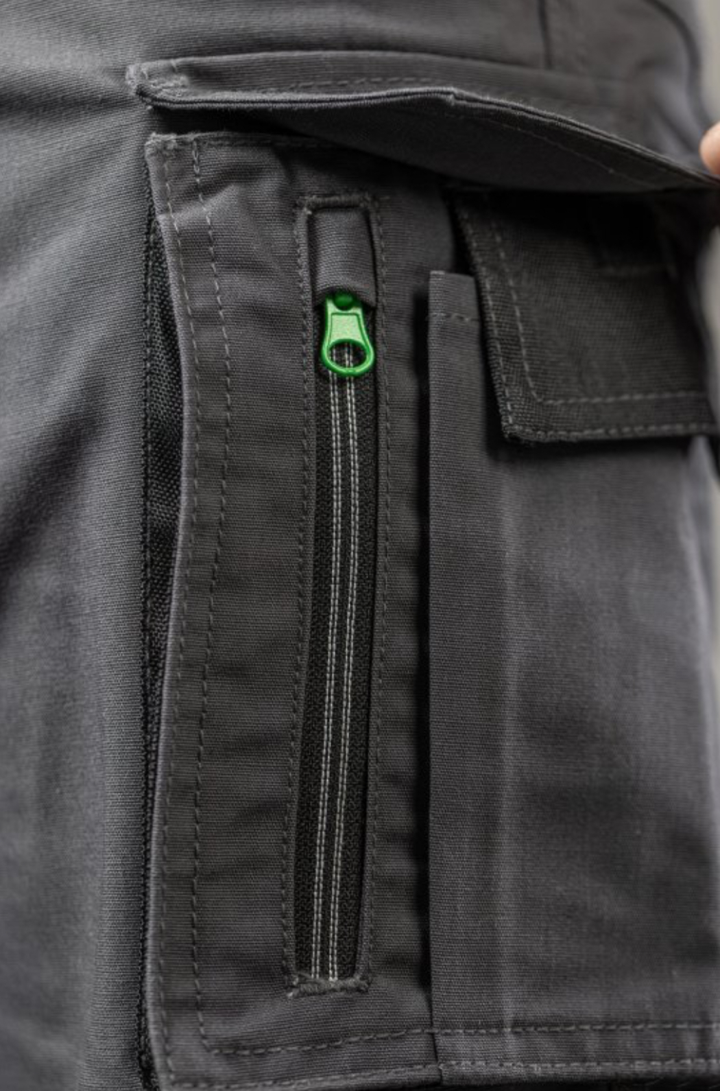 Darbo šortai su kabančiomis kišenėmis LEMBERG, tamsiai pilki - Image 7
